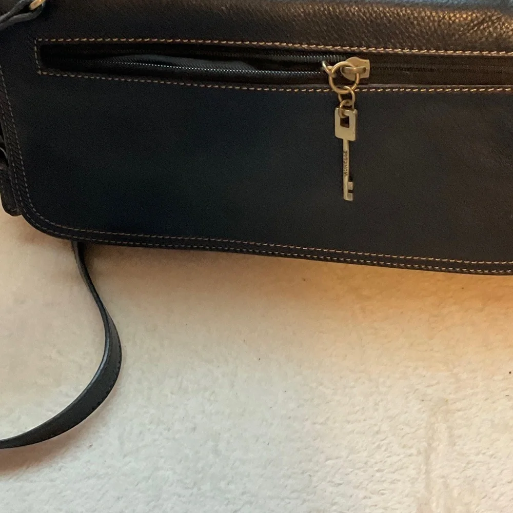 Aurielle chic black